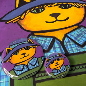 2.25 inch and 1.25 inch scarecrow cat buttons shown on print of Scarecrow Cat